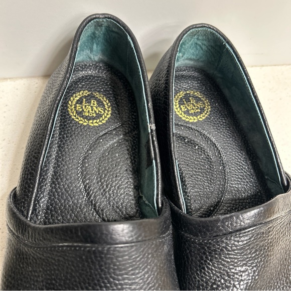 L B Evans Black Leather Men's Loafers Slippers 11 - Picture 4 of 8